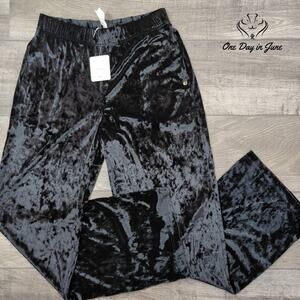 Fabletics Casual Velour Pants Size M